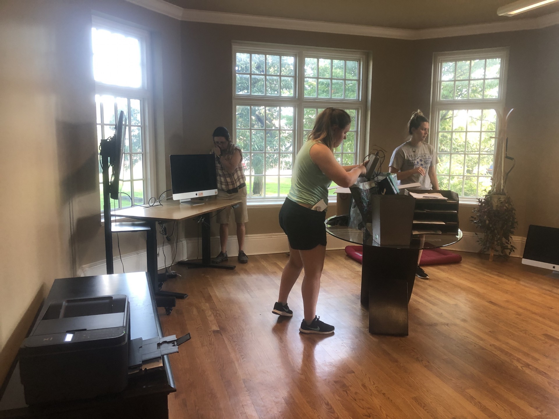 pic2Moving-out-of-the-Morton-House